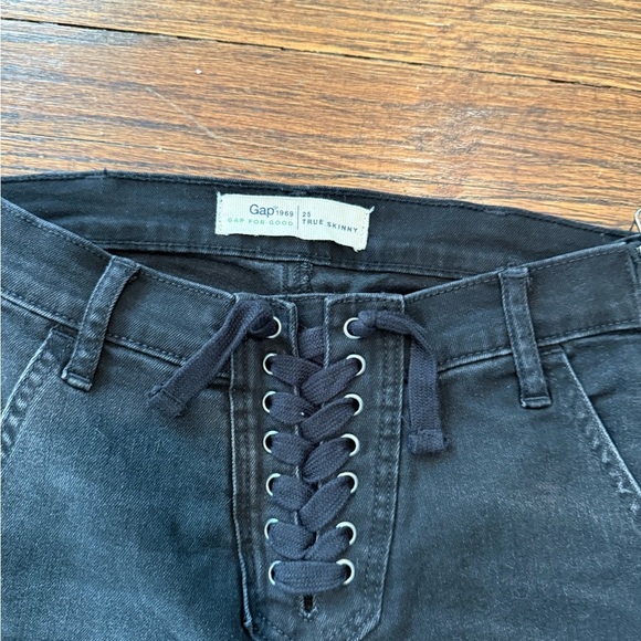 Gap True Skinny Black Lace-Up Jeans - Picture 6 of 7